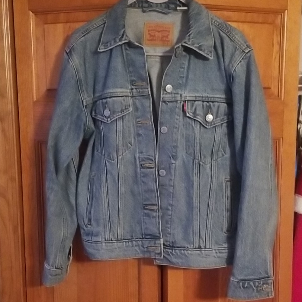 Levis jacket